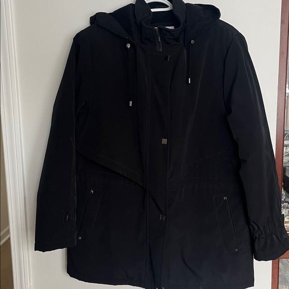 Liz Claiborne Jackets & Blazers - Liz Claiborne Black Winter Jacket removable hoodie With fur lining